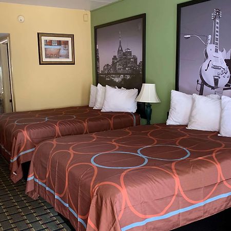 ซูเปอร์ 8 บาย วินด์แฮม แนชวิลล์ เนียร์ ดาวน์ทาวน์ / ไอ-40 Hotel ภายนอก รูปภาพ